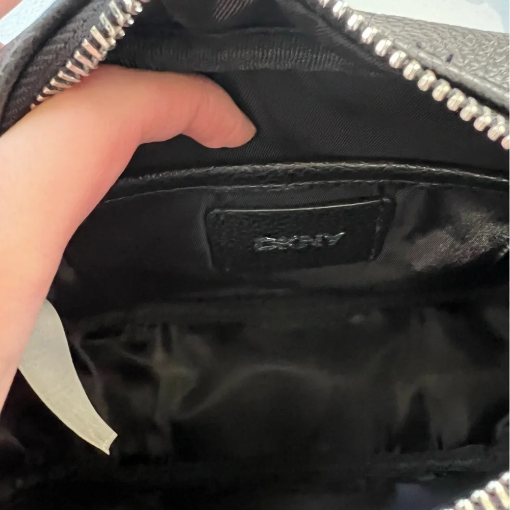 NWOT DKNY Women's Crossbody‎ Bag black - Picture 6 of 6